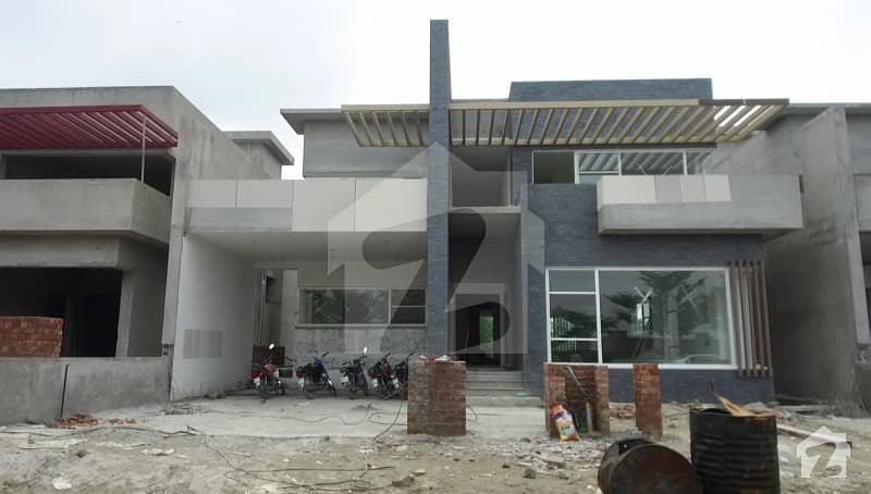 1 Kanal Villa For Sale In Defence Raya Lahore