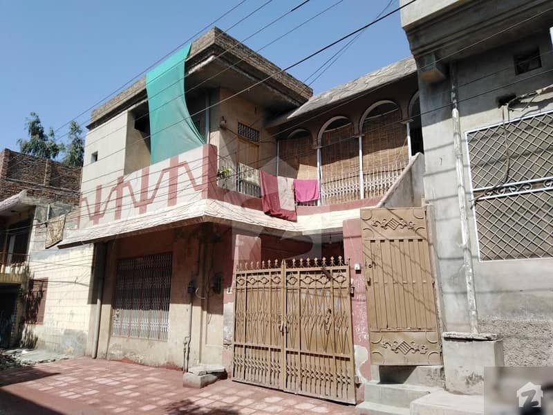 اقبال کالونی سرگودھا میں 6 مرلہ مکان 1.2 کروڑ میں برائے فروخت۔