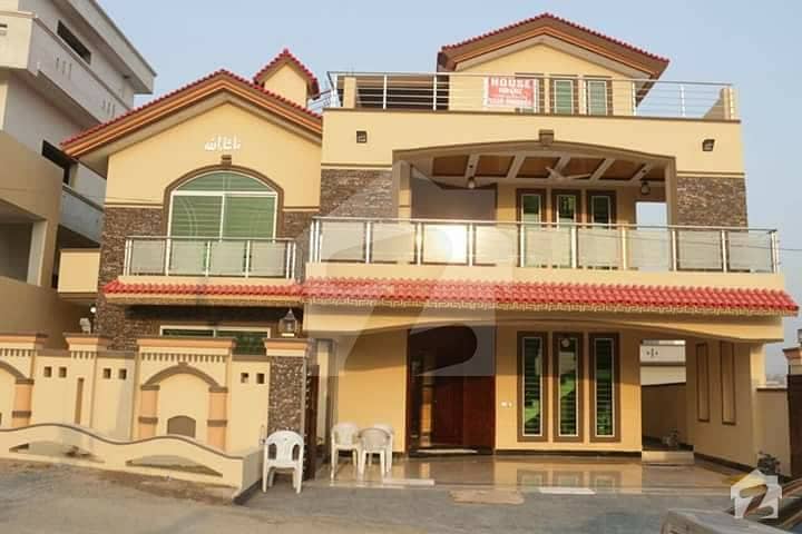 20 Marla  Bungalow available for Rent Located dha Phase 4 HH block