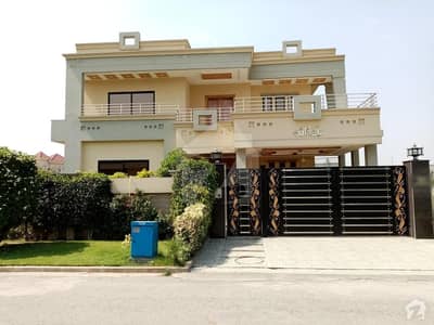 1 Kanal House For Sale 1 Kanal House For Sale