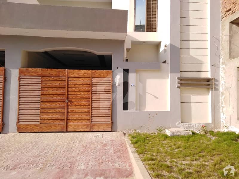 نواب پور روڈ ملتان میں 3 کمروں کا 4 مرلہ مکان 45 لاکھ میں برائے فروخت۔