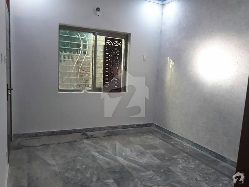 صنوبر سٹی اڈیالہ روڈ راولپنڈی میں 2 کمروں کا 4 مرلہ مکان 38 لاکھ میں برائے فروخت۔