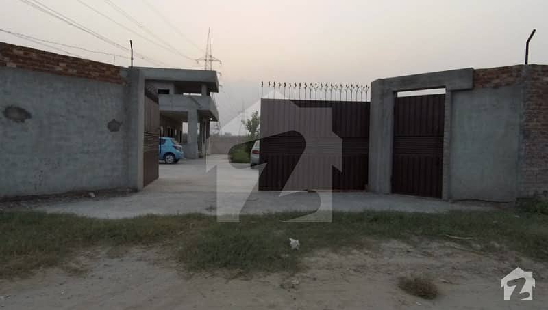 12 Kanal Farm House For Sale In Mehmood Booti Lahore