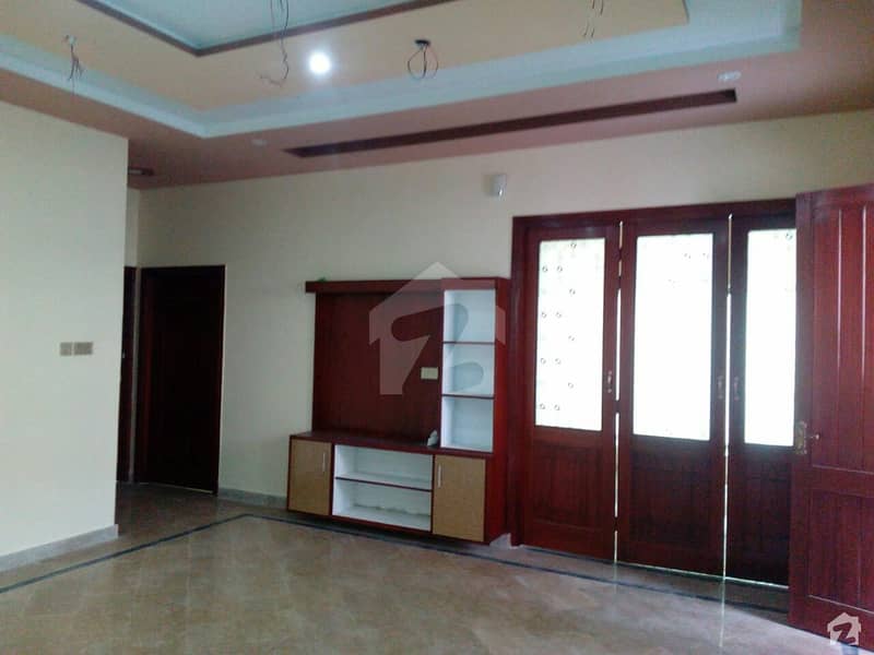 House Available For Rent In Eden Gardens