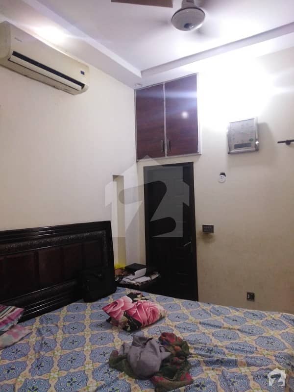 کماہاں روڈ لاہور میں 3 کمروں کا 5 مرلہ مکان 70 لاکھ میں برائے فروخت۔