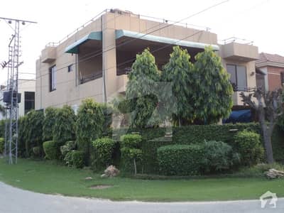 1 Kanal Corner House For Sale 1 Kanal Corner House For Sale