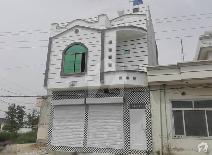 Flats Is Available For Sale In Lalazar Colony