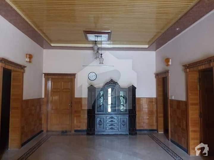1 Kanal upper portion Available for Rent 1 Kanal upper portion Available for Rent