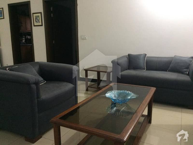 DHA PHASE 5 SINGLE FURNISHED ROOM FOR LADIES