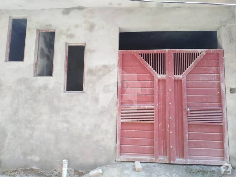 اعجاز آباد روڈ پشاور میں 3 کمروں کا 1 مرلہ مکان 30 لاکھ میں برائے فروخت۔
