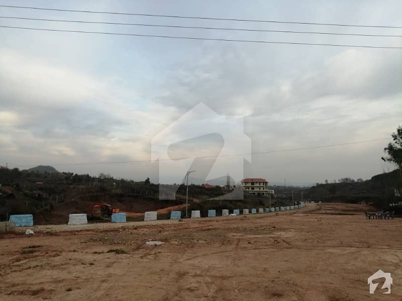 Ali Town - Residential  Plot Is Available For Sale