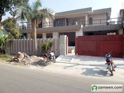 Double story 2 Unit House Is Available For Rent