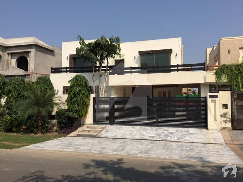 1 Kanal Ultimate In Style And Elegance With Spectacular Architecture House In Phase 5 Near Jalal Sons Park