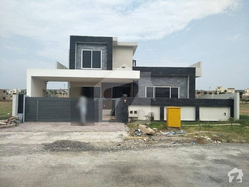 Club City 1 Kanal Brand New House For Rent 5 Bedrooms Near The Future World School In Bahria Town Phase 8 Rawalpindi Islamabad