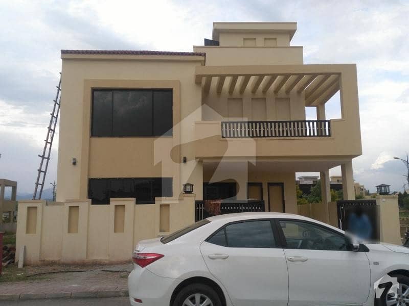Bahria Enclave Sector A 10 Marla Uper Portion Available for Rent