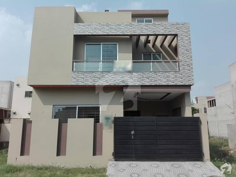 A Beautifully Built House At Good Location
