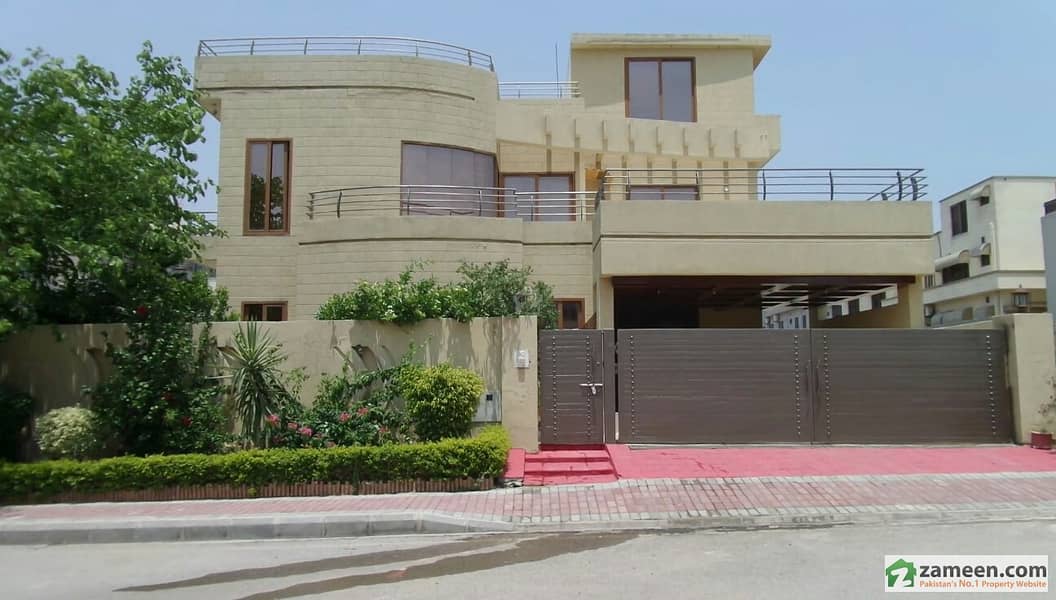 بحریہ ٹاؤن فیز 6 بحریہ ٹاؤن راولپنڈی راولپنڈی میں 7 کمروں کا 1 کنال مکان 4.75 کروڑ میں برائے فروخت۔