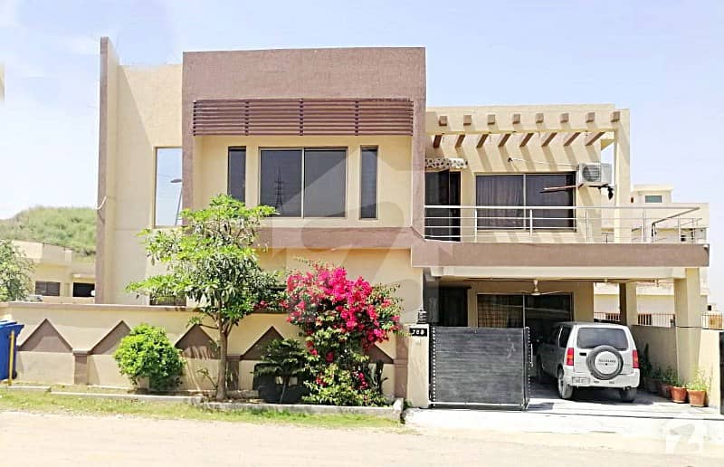 12 Marla Corner House For Sale At Reasonable Price
