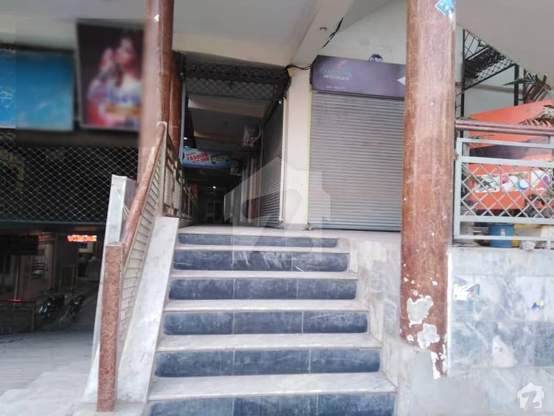 Shop Is Available For Sale In Gulbahar