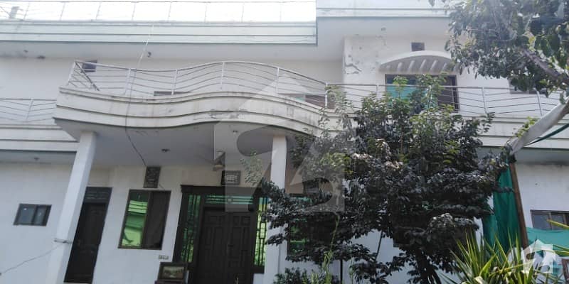 1 Kanal Beautiful House With Garden For Sale