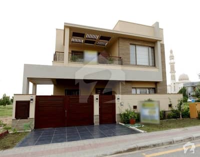 Elegant Modern Villa is Available For Sale Elegant Modern Villa is Available For Sale