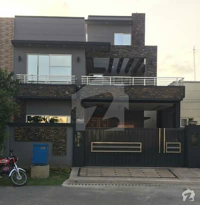 8 Marla Brand New House For Sale 8 Marla Brand New House For Sale