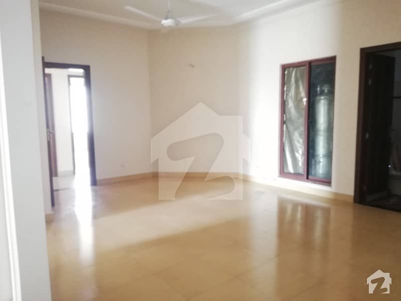 Original Photos 3 Bed Apartment For Rent Facing Park At Dha Phase 8 Air Avenue