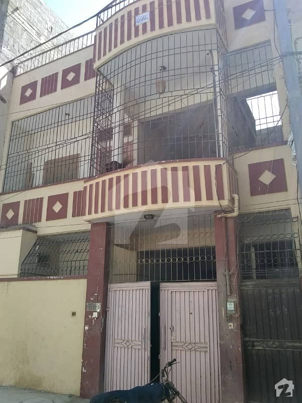 پی اینڈ ٹی ہاؤسنگ سوسائٹی کورنگی کراچی میں 6 کمروں کا 5 مرلہ مکان 1.35 کروڑ میں برائے فروخت۔