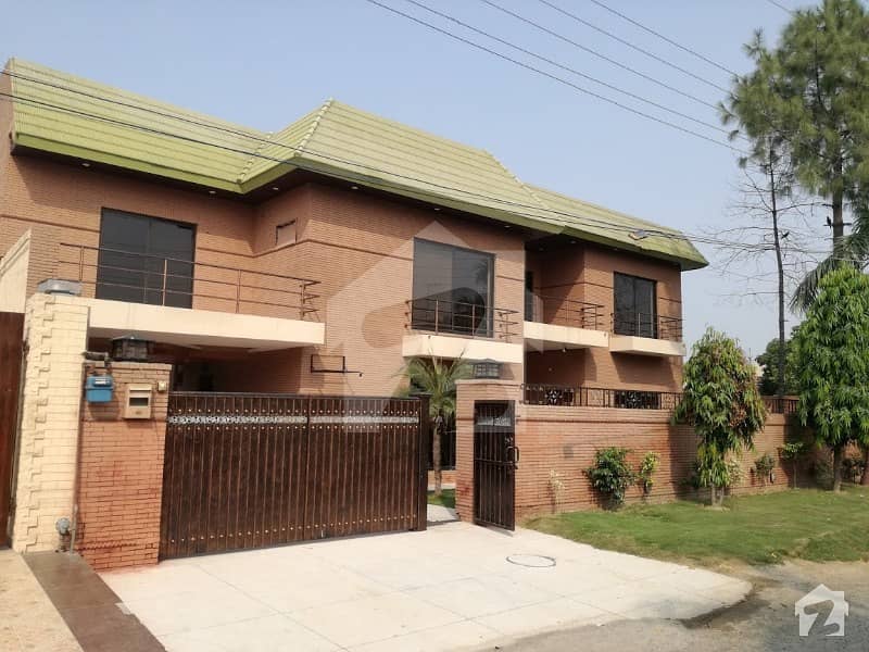 ٹاؤن شپ ۔ سیکٹر سی 1 ٹاؤن شپ لاہور میں 5 کمروں کا 1 کنال مکان 3.3 کروڑ میں برائے فروخت۔
