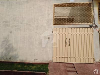 Here Is A Good Opportunity To Live In A Well-Built House Here Is A Good Opportunity To Live In A Well-Built House