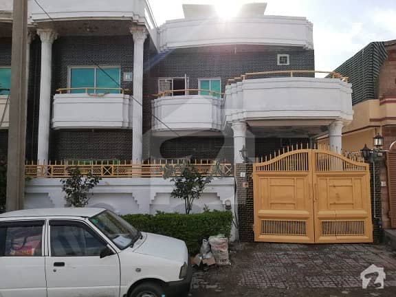 چکری روڈ راولپنڈی میں 6 کمروں کا 6 مرلہ مکان 65 لاکھ میں برائے فروخت۔