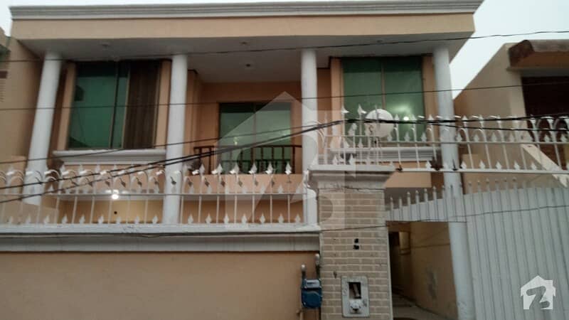 11 Marla Double Storey House 4 Rooms 4 Bathrooms Drawing Room 2 Kitchens A Block Old Satellite  Town Sargodha