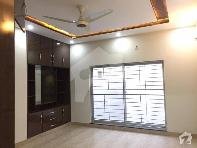 1 kinal low portion for rent in available