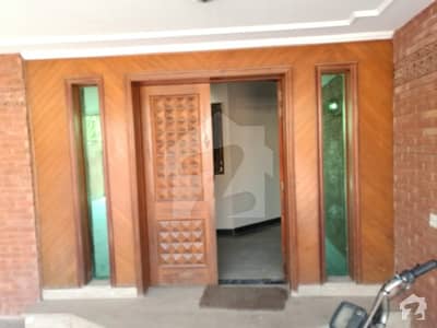 Out Class Bungalow In DHA Phase 3 Out Class Bungalow In DHA Phase 3