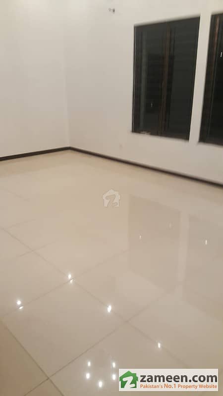 500 Sq Yards Portion Available For Rent In Dha Phase 6 Karachi