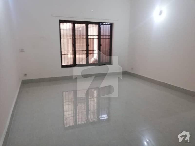 1 Kanal Lower Portion For Rent