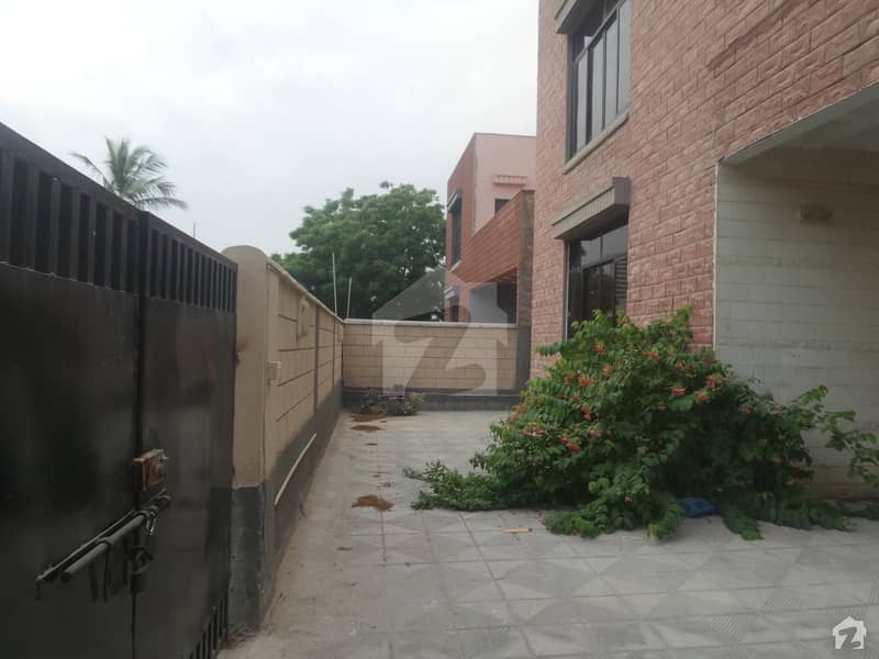 A Fabulous 350 Sq Yards House Is Available For Rent In NHS Zamzama