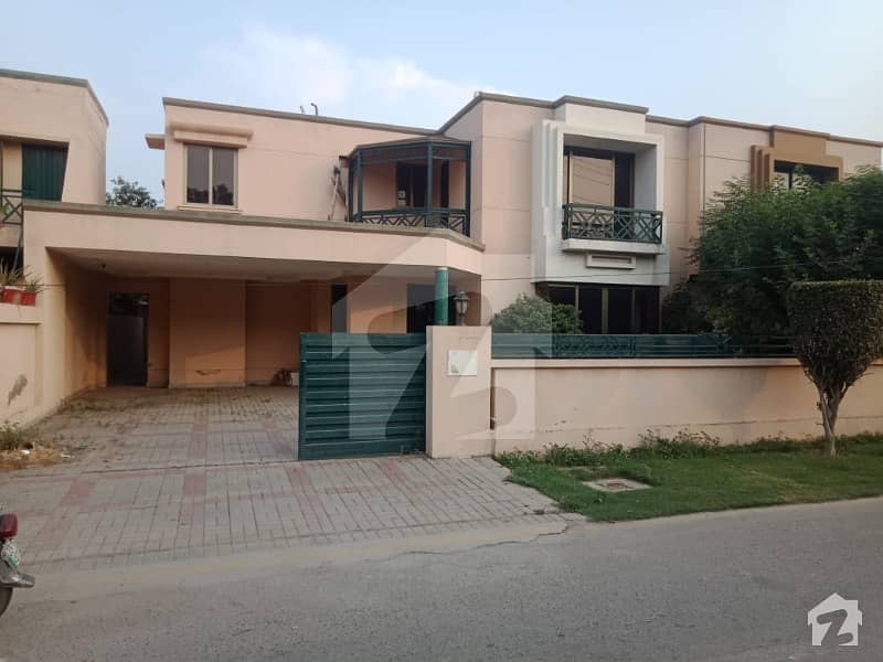 15 Marla Hot Location Excellent House Is Available For Sale In Eden Canal Villas Lahore