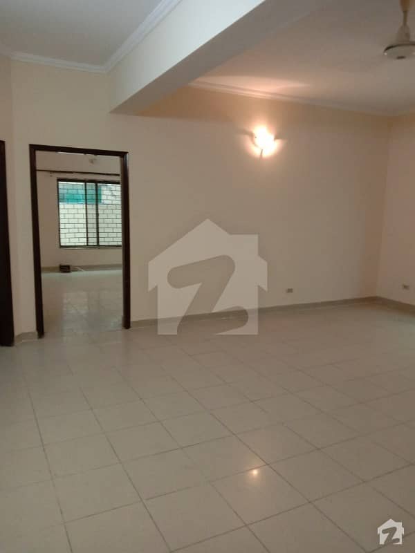 12 Marla 4 Bedroom With Basement House Is Available For Rent In Askari 10