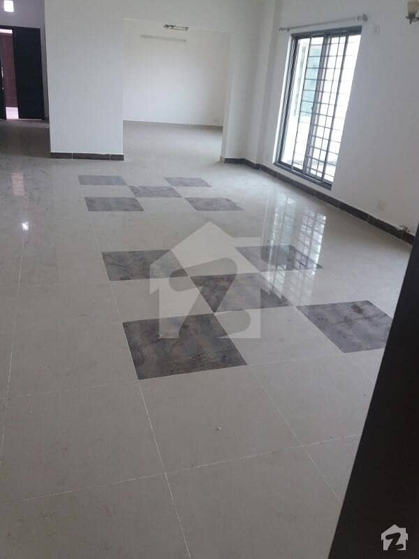 12 Marla 4 Bed Flat For Sale Askari11