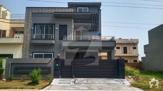 Bari Builders Offers 10 Marla Facing Park Brand New Double Storey ...