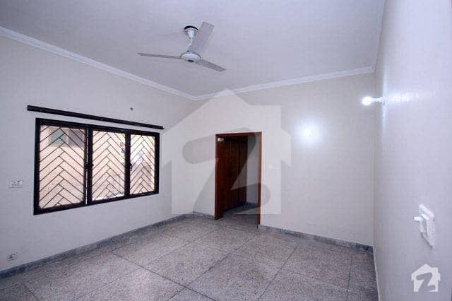 1 Kanal Upper Portion for Rent in Phase 1