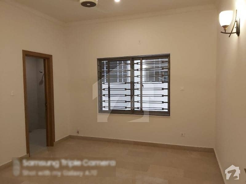 1 Kanal Full New House For Rent At Main Double Road G-11/3