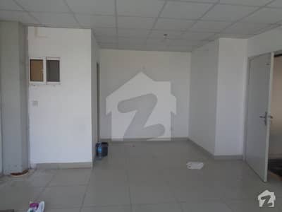 500 Sq Ft Office With Attached Bath  Kitchen  For Marketing Consultancy And It Work At Kohinoor City