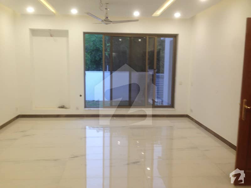 F8 Brand New Modern Finishing 7Beds Luxury House For Rent