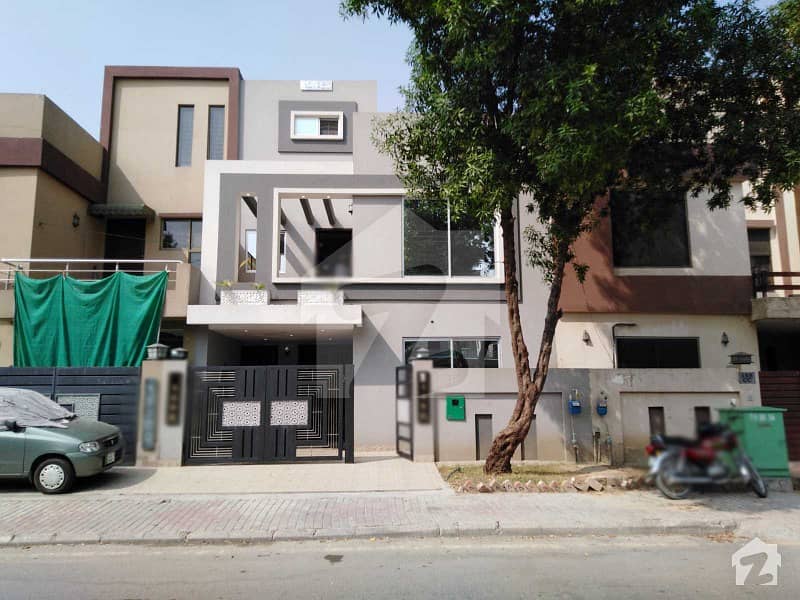 Ideal Location Newly Built House For Sale In Cc Block Bahria Town Lahore
