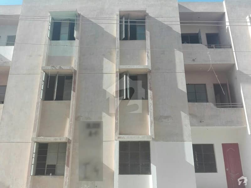 گداپ ٹاؤن کراچی میں 2 کمروں کا 3 مرلہ فلیٹ 6. 8 لاکھ میں برائے فروخت۔