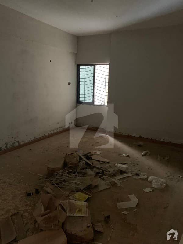صائمہ رائل ریزیڈینسی راشد منہاس روڈ کراچی میں 2 کمروں کا 5 مرلہ فلیٹ 1 کروڑ میں برائے فروخت۔