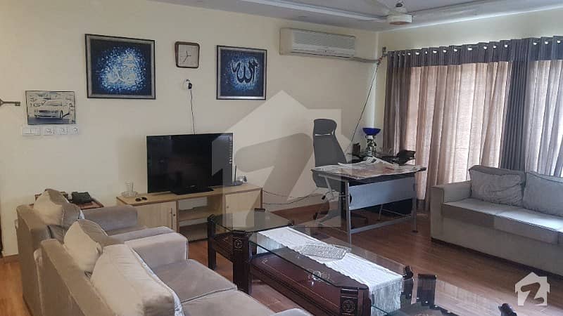 ایڈن ایوینیو ایڈن لاہور میں 4 کمروں کا 13 مرلہ مکان 2. 9 کروڑ میں برائے فروخت۔