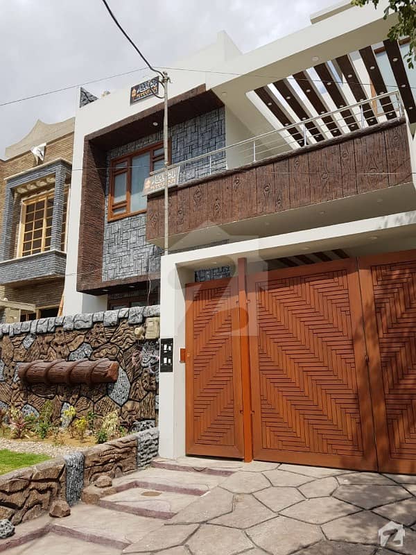 نارتھ ناظم آباد ۔ بلاک اے نارتھ ناظم آباد کراچی میں 6 کمروں کا 12 مرلہ مکان 5.6 کروڑ میں برائے فروخت۔